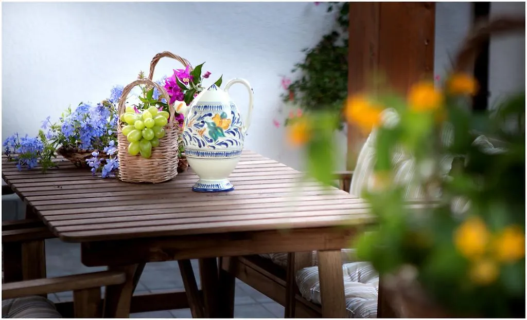 ***  Ai Parchi Dei Parrini Bed & Breakfast Partinico Italy